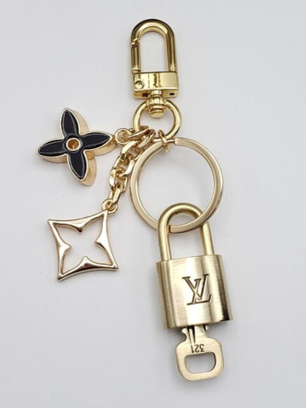 Louis Vuitton Gold Padlock Key 🔒 Authentic LV Charm + Unbranded Flower Keychain - Picture 2 of 8